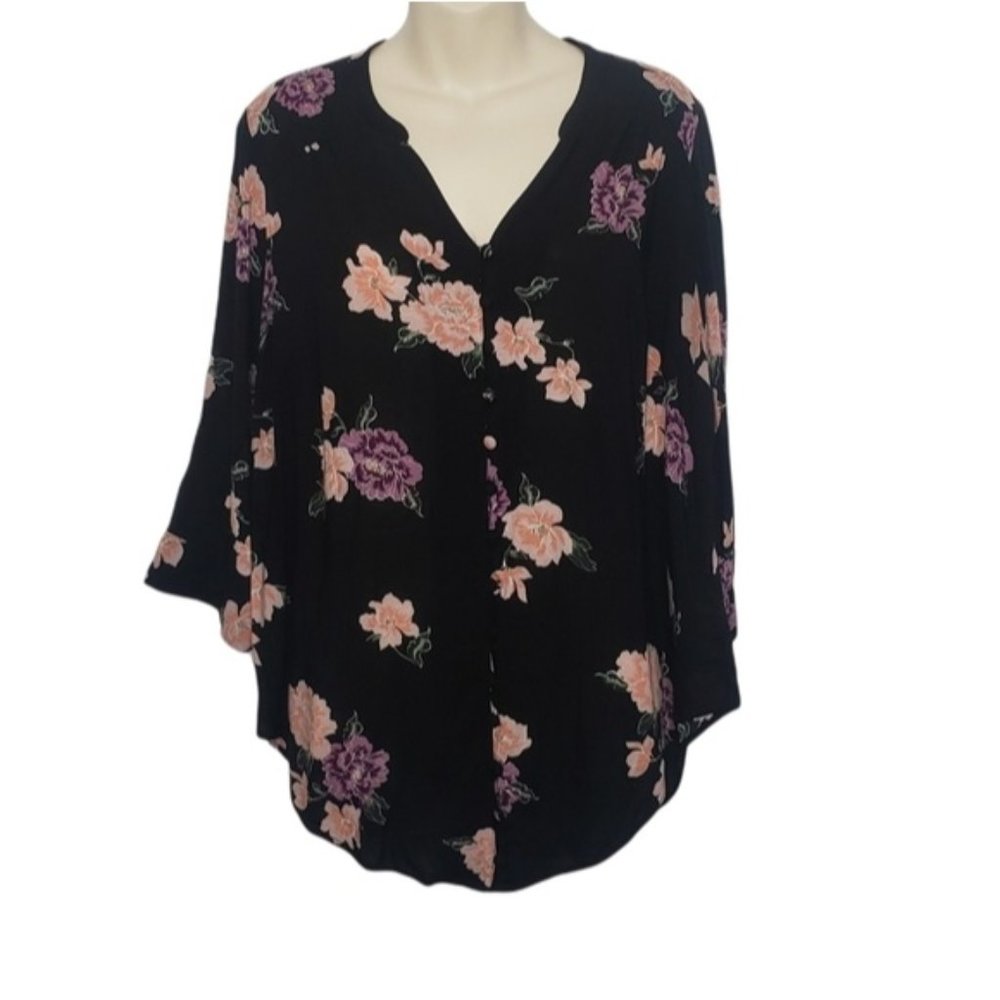 TORRID pink and black floral blouse size 0